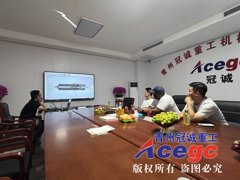 哥伦比亚客户实地考察沙金设备
